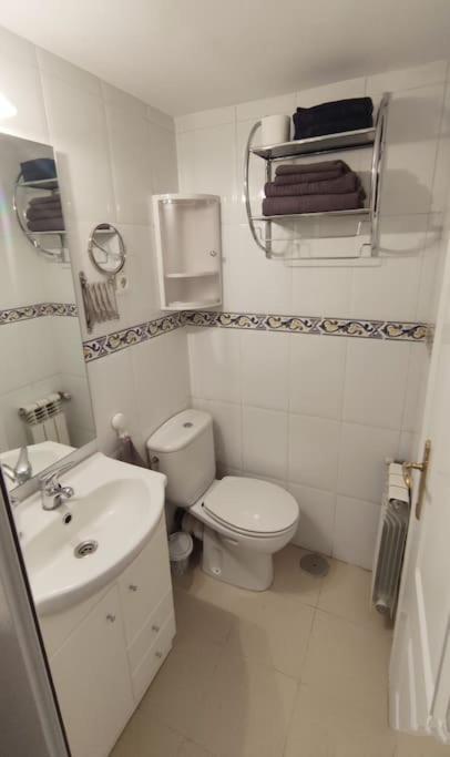 Lovely Apartment In Madrid Center Bagian luar foto