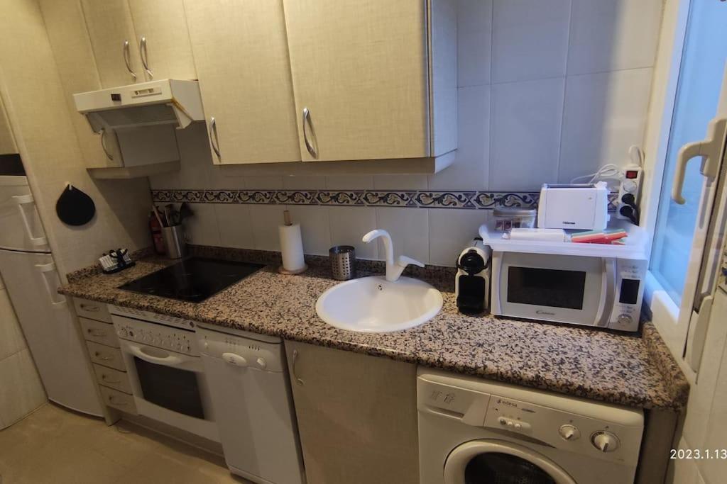 Lovely Apartment In Madrid Center Bagian luar foto